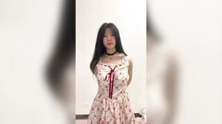 Em teen dáng ngon vú bự bím múp trắng nõn cực xinh show hàng ngon cực phẩm #2