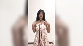 Em teen dáng ngon vú bự bím múp trắng nõn cực xinh show hàng ngon cực phẩm #2