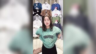 các em LIVESTREAM hàng như này nhiều người xem lắm - phần 1