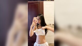 Tuệ Lâm 2k9 đã xinh còn dâm - phần 1