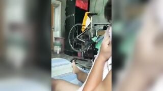 Cha mẹ không ở nhà dắt bạn gái 2k10 về nhà đụ ra mắt việc 2 đứa mới yêu.