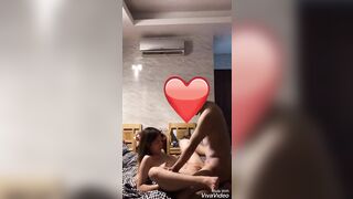 Con bạn thân cho chà cặc ngoài mép lồn cho đỡ nứng nhưng nứng quá địt luôn vào lồn