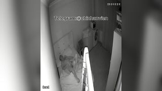 Hack Camera Vừa Địt Vợ Dâm Vừa Cho Chồng Mút Lồn