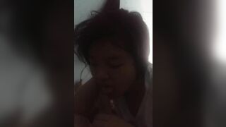 lén lút với đứa em họ lớp 11 khi mẹ ẻm đang dưới nhà - phần 1