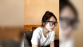 Kính cận vú to livestream siêu dâm 5