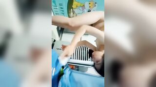 Vào quay lại nhỏ em kế mới đụ xong