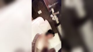 " tao gửi clip này chồng mày thì sao nhỉ" - Vụng trộm vợ bạn thân