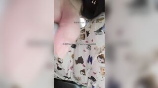Dâm nữ vú bự bím múp k lông cực múp khỏa thân ra quán net ngồi lén lút show hàng