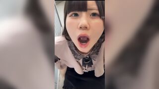 Dịch vụ gái xinh dễ thương bú cu ngậm tinh cực sướng