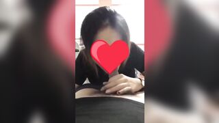bé ghệ dâm dục hăng quá không kịp cởi luôn