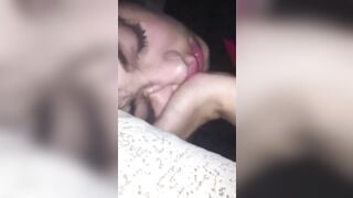 Địt vào lỗ địt con bạn thân dâm mông to vú bự đeo khuyên dâm đãng