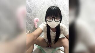 Gái dâm mình dây mông to lồn non thủ dâm khoe hàng kích thích