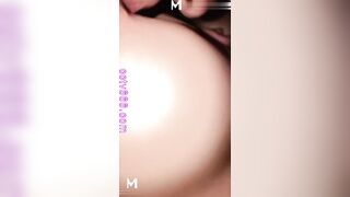 Dẫn em ra public bị phát hiện xong cho địt chung luôn