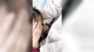 “Mẹ mày sao tinh trùng mày lắm thế làm tao sặc rồi đây này”