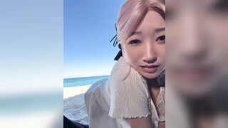 Gái xinh vú to tròn lồn múp ra biển ngôi live sex dâm đãng