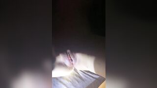 Mới bú lồn xíu em họ đã chảy đầy nước