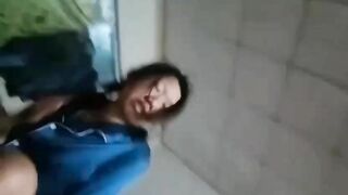 Lén kêu con em lên nhúng bố mẹ ngủ say