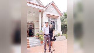 Chồng và anh bạn thân thay phiên húp sò vợ mới cưới
