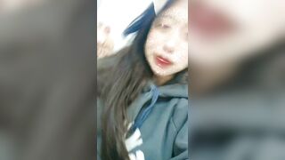 Gái xóm trọ chỗ tao nó dâm khủng bây ơi