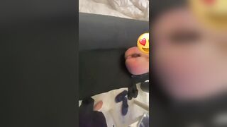 E hs loli bị a bạo dâm lấy roi đánh vào lồn lẫn mông đến nổi lằn xin tha