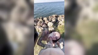 Đi nhờ xe anh họ đi giữa đường anh bắt bú cu mới đi tiếp