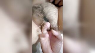 MÚT BƯỚM E GÁI DÂM