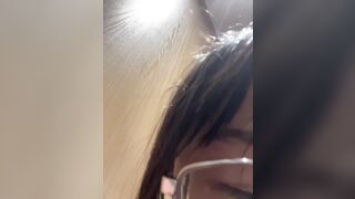 WC Nam Công cộng có Người, Sinh viên Dhoc Chubby Vú bự Múp Bú cu giả, Public thủ dâm