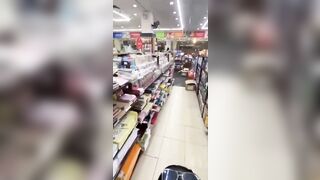 Đi nhà sách em mặc mỗi cái quần lót còn đòi anh cho bú cặc P1 phần 1