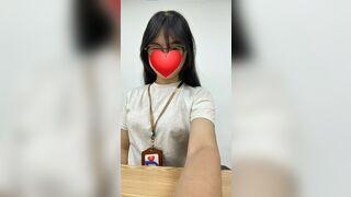Clip hướng dẫn em thực tập sinh làm việc