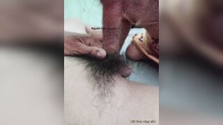 Dì út nhỏng nhẽo đòi thằng cháu họ bú cu muốn vừa đụ vừa xem điện thoại.