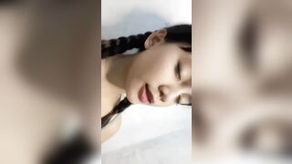 Hà Linh 2k8 Xinh Gái Bướm Múp Không Lông Và 20 Clip Thủ Dâm Cực Điêu Luyện