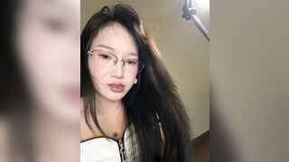 Hai em rau mông to lồn múp live ap thủ dâm miết lồn vào nhau kích thích