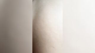 Trốn chồng vào khách sạn đụ nhau với sếp, vì ở công ty sếp cứ gạ địt mãi thôi.