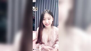 Phần 28 :Thảo Babyz 2k6 Xinh Gái Dâm Đãng Thủ Dâm Show Hàng Cực Múp