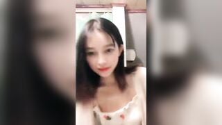 “a ko được bảo bố mẹ em đâu đó” dụ bé 2k8 show vú cho coi