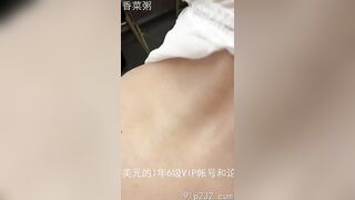 Con gái nghe điện thoại bố lúc bú cặc bạn trai
