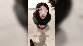 Lôi con chó tuyệt mỹ bạn thân của tôi xuống dưới tòa nhà công ty, quỳ công khai liếm
