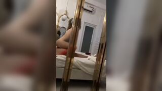 Người tình xinh vú đẹp lần đầu được dẫn đi some tập thể phần 1