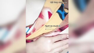 Thằng cháu họ 17 tuổi lấy hết tự tin đụ trộm lồn dì út bị dì phát hiện cho đụ thật.