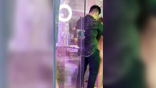 Anh thợ chụp ảnh đụ em người mẫu khoả thân phần 1