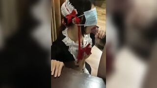 Bạn học tâm sự thích cosplay làm hầu gái