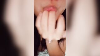 “Trốn bố mẹ vào nhà vệ sinh thủ dâm may mà bố mẹ không phát hiện may Vl”