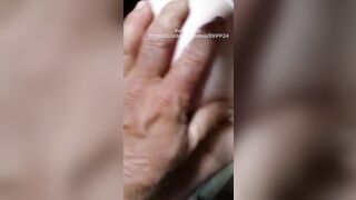 Vừa mới đi học về đã bị bố banh lỗ đít rồi