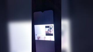 Tháo như móc lồn 1 ngón
