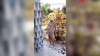 "Clip sex phải xem ít nhất 1 lần": 1 ngày của Chị, nhặt cỏ, lau nhà, nấu cơm, tắm....