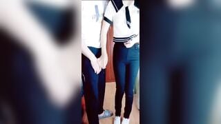 Bú lồn địt tung bím e loli tq,vừa đút vào đã chảy siro đầy ga,k bt là kinh hay trinh