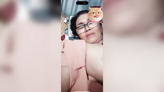 CÁC ZAI YÊU CHO MẸ KẾ NÀY XEM CẶC ĐI, M THÈM CẶC MẤY ZAI YÊU LẮM