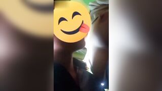 Nứng quá xin bạn thân bú vú tại quán cà phê