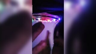 Tình tứ lén lút với chú rể trước lễ cưới