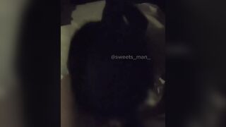 Đang ngủ thì thấy chim cửng cửng, phát hiện con em họ lén sang mút chim cho nứng vl